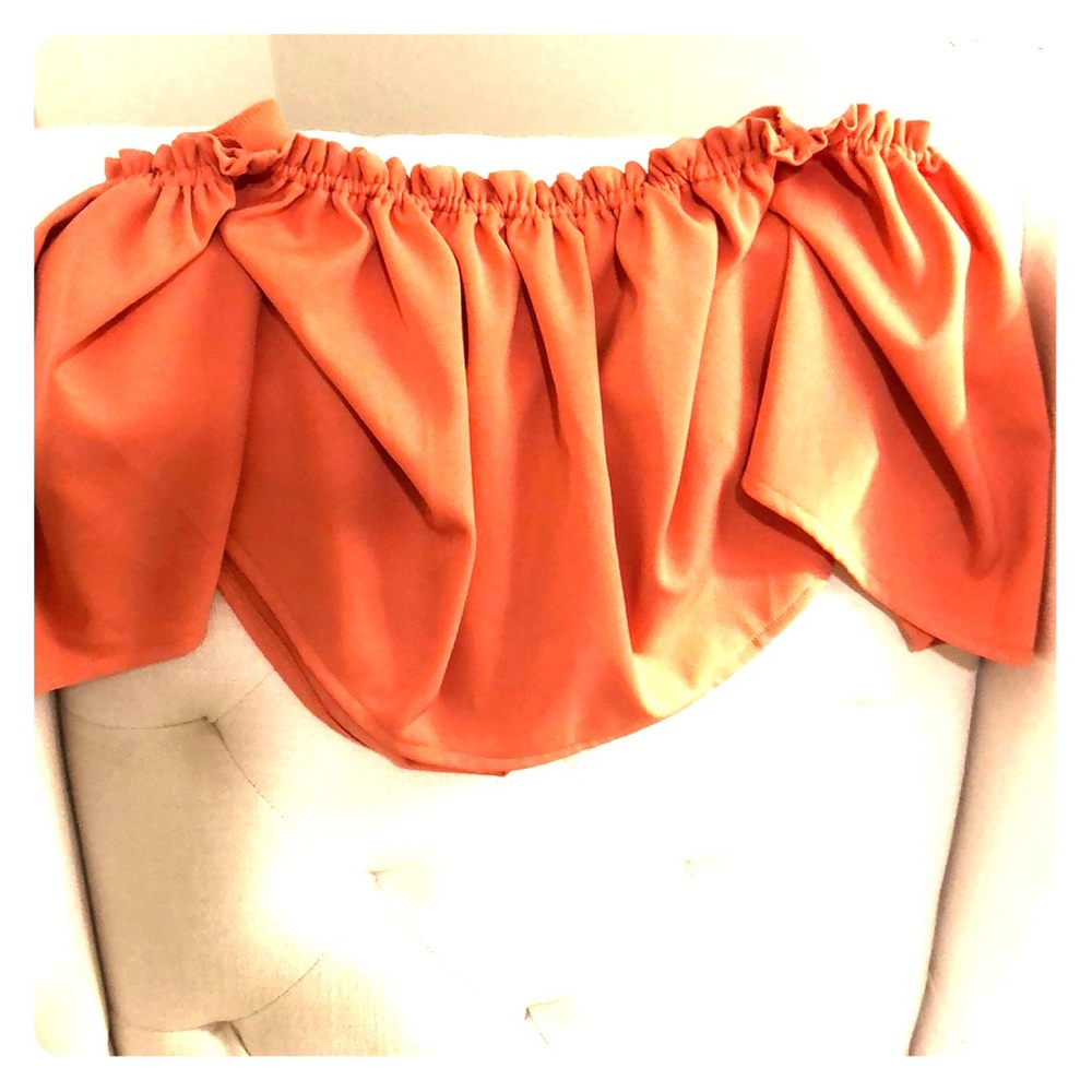 NBD crop top in Orange